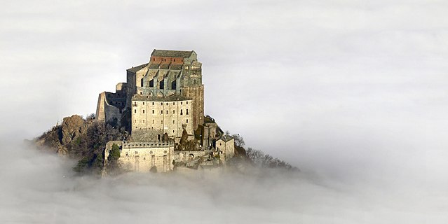 sacra di san michele in fog